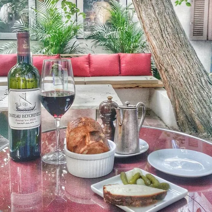 Villa Clara Boutique Hotel Beirut 4*,  Libanon